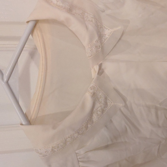 Shadow Line, Large, Ivory - Picture 2 of 2